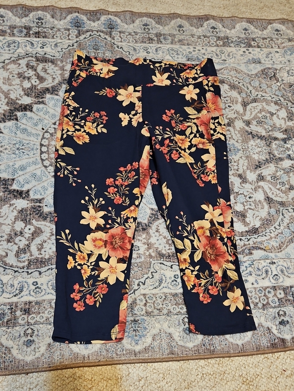 torrid Navy Floral Capris With Pockets.
